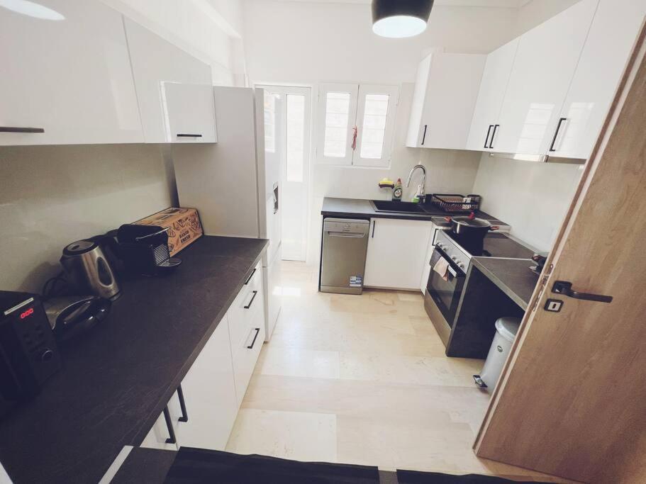 Minimal 3Br Apartment In Athens Atenas Exterior foto